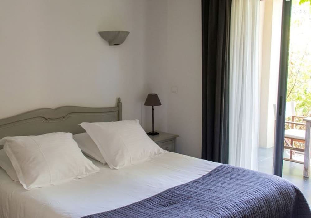 Du Côté des Olivades