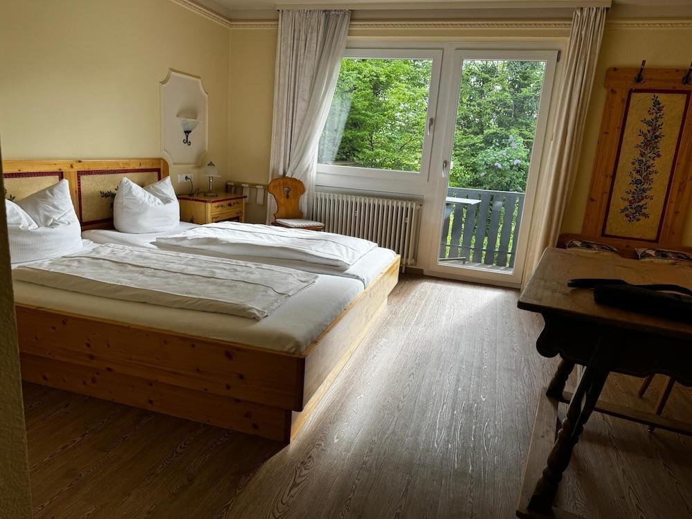 Hotel zum Kreuz St Peter