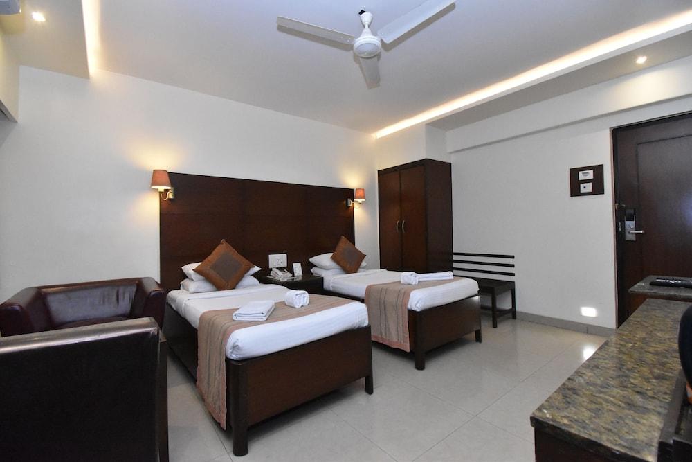 Kings International Juhu