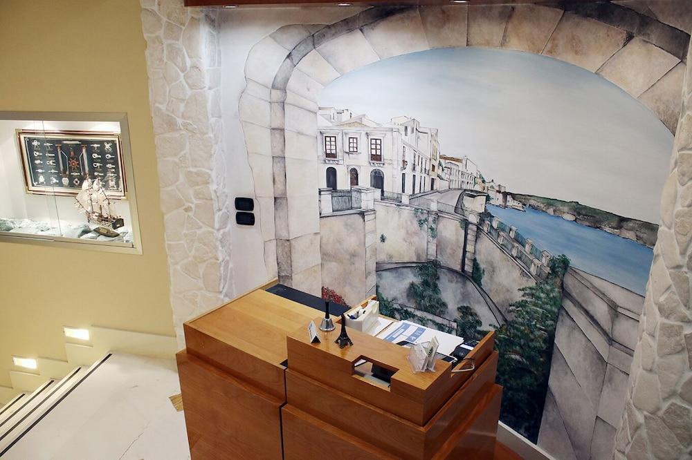 Residence Arco Antico