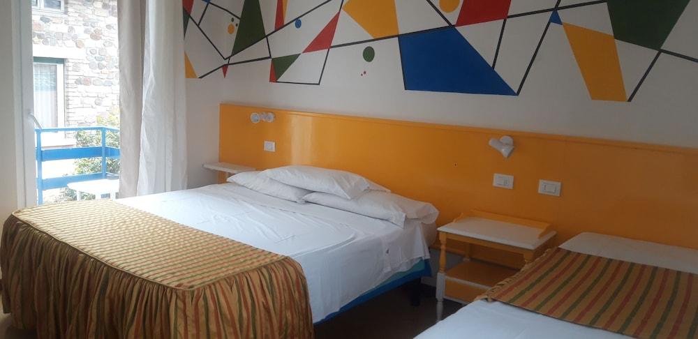 Meublè Adriana Vegan