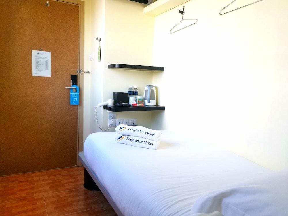 Fragrance Hotel - Rose