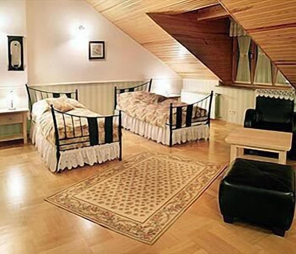 Duval Serviced Apartments