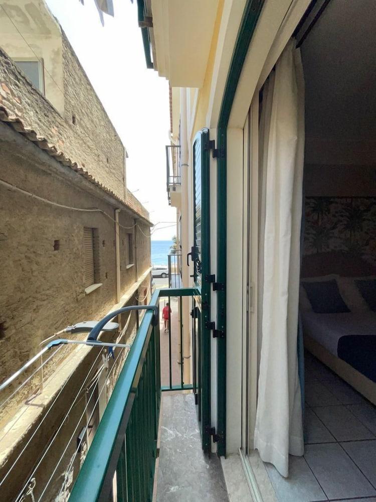 Casa Famiani Bed & Breakfast