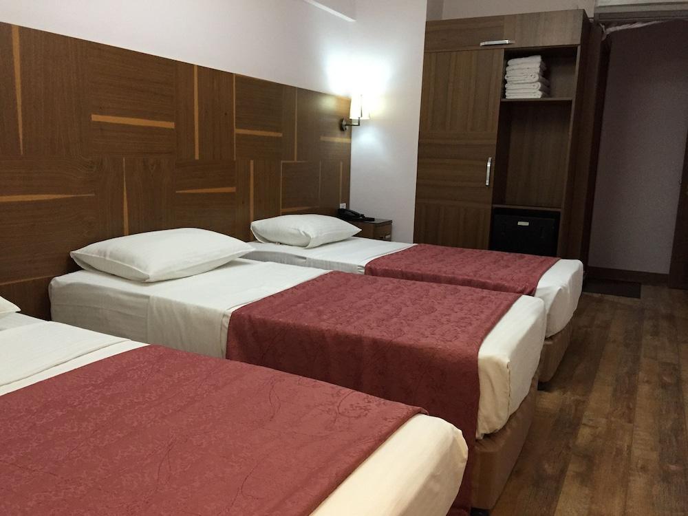 Old City Liberty Hotel