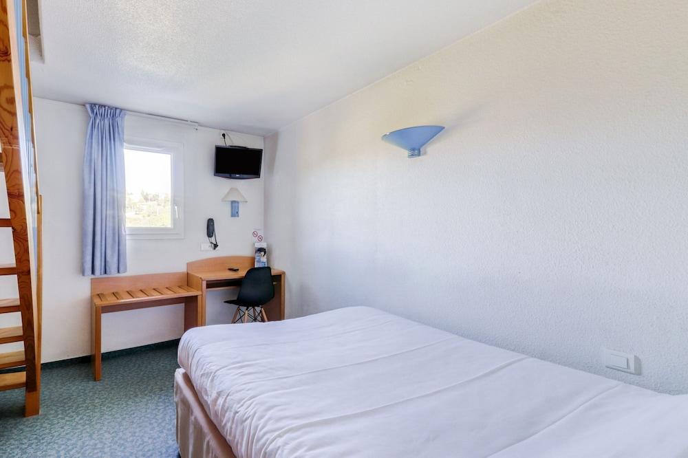 Brit Hotel Essentiel St Flour