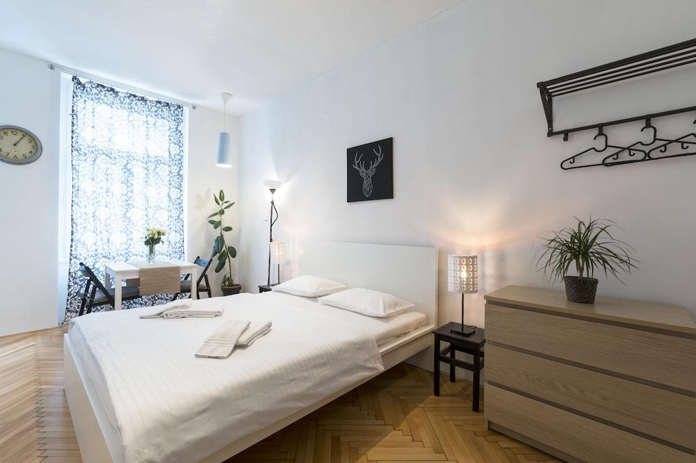 Royal Road Residence