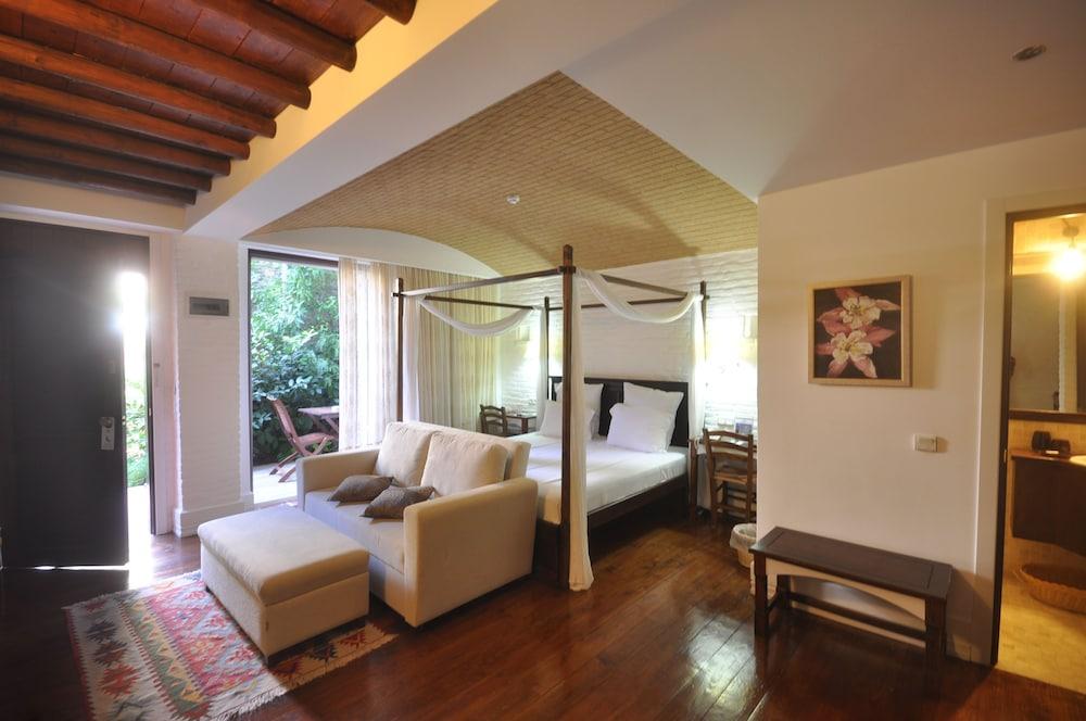 El Vino Hotel Suites - Special Class