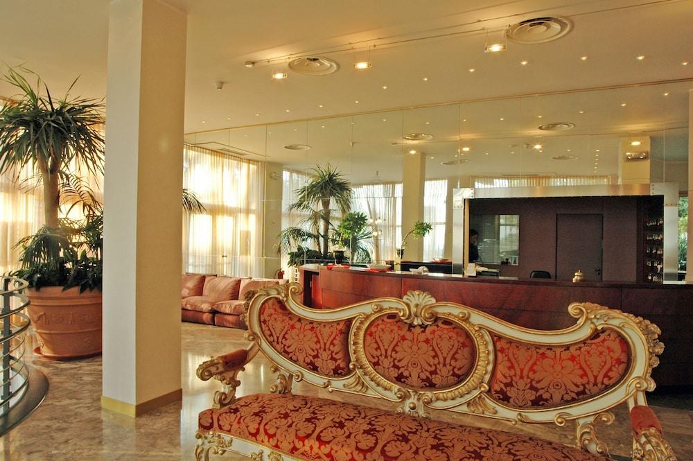 Reginna Palace Hotel