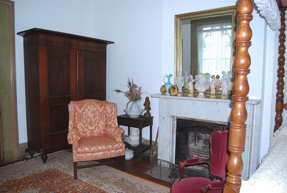 Glenfield Plantation Historic B&B