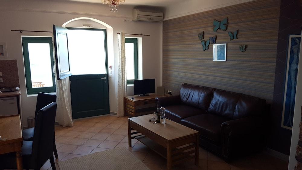 Panorama Suites- Adults only