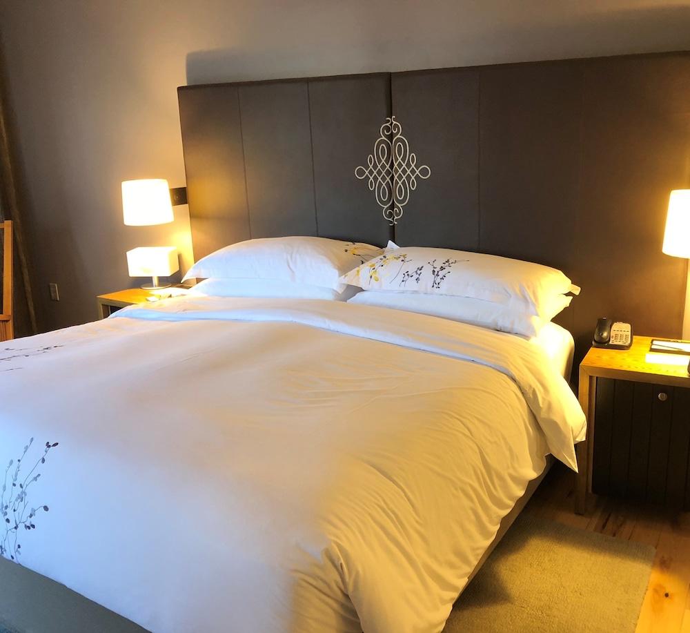 ANDAZ NAPA, BY HYATT