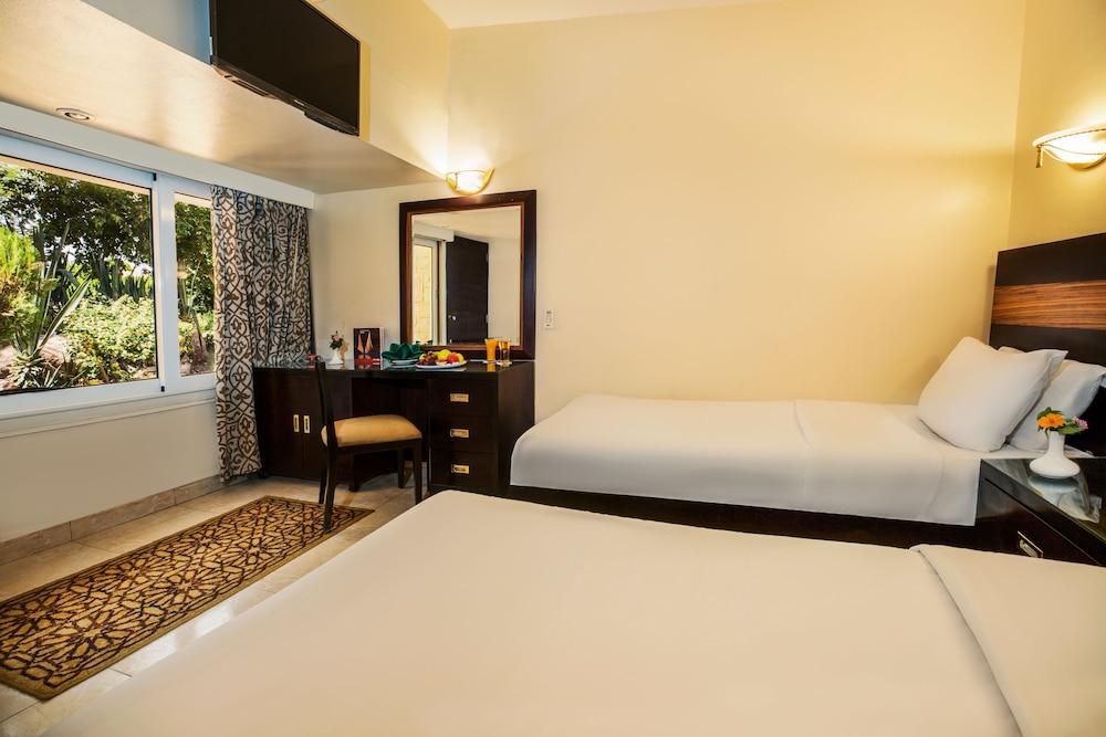 Obelisk Nile Hotel Aswan