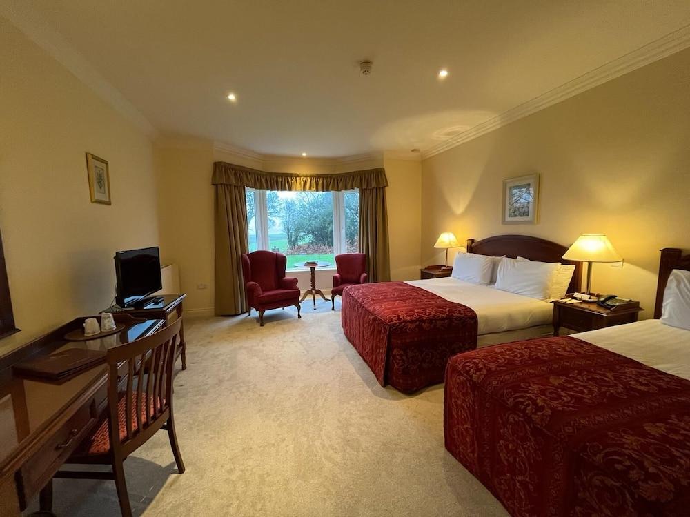 Loch Lein Country House