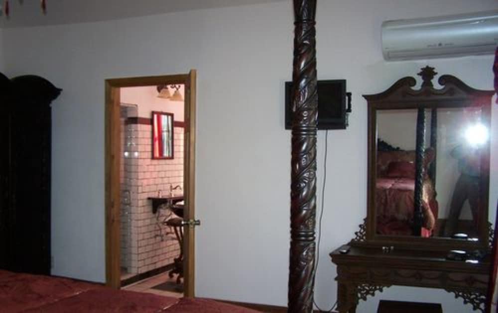 Oakview Bed and Breakfast