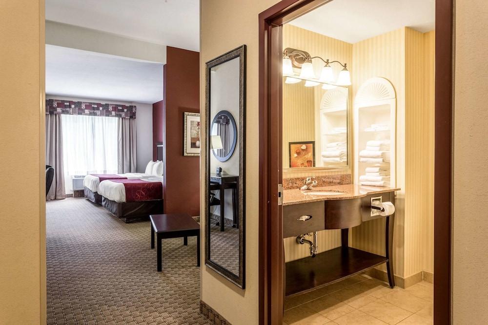 Comfort Suites Forrest City