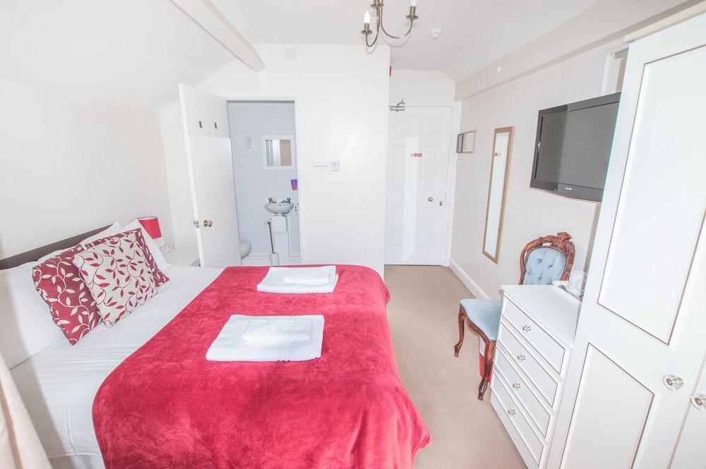 Elim Bank Guest House