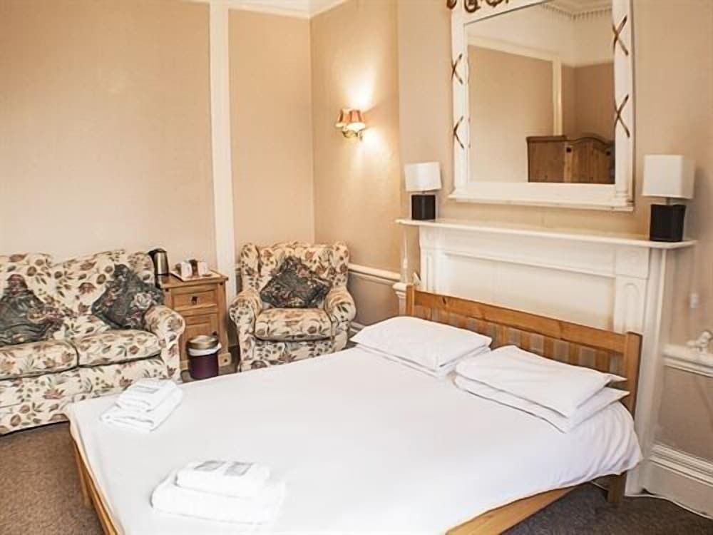 The Queensbury Hotel