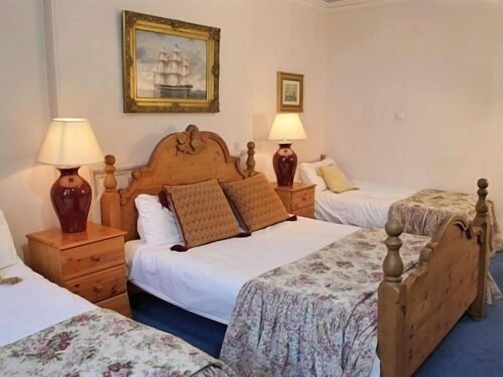 The Georgian House Hotel