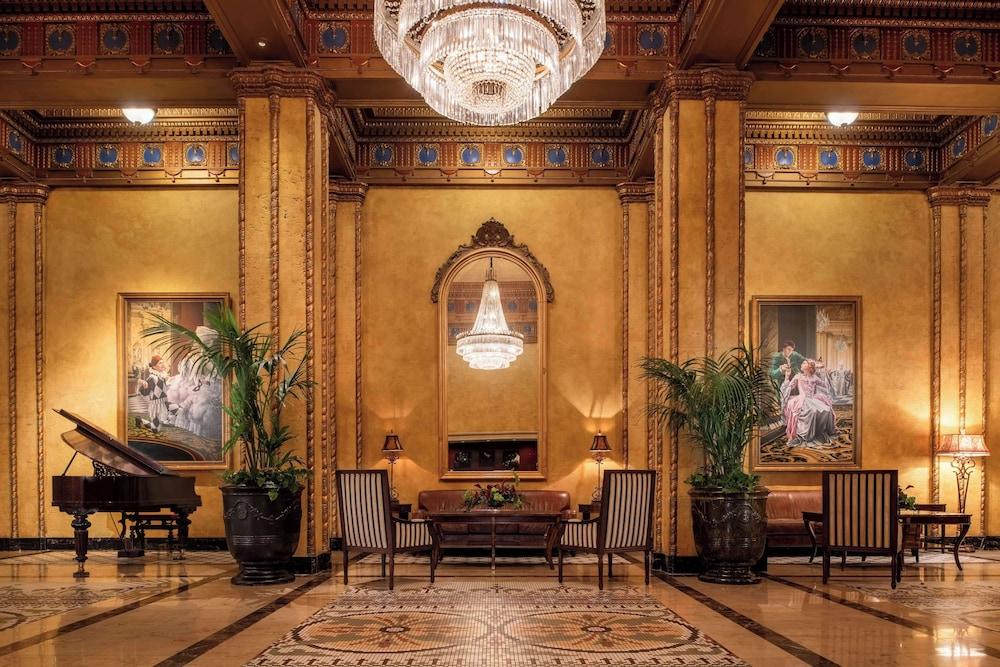 The Roosevelt New Orleans, A Waldorf Astoria Hotel