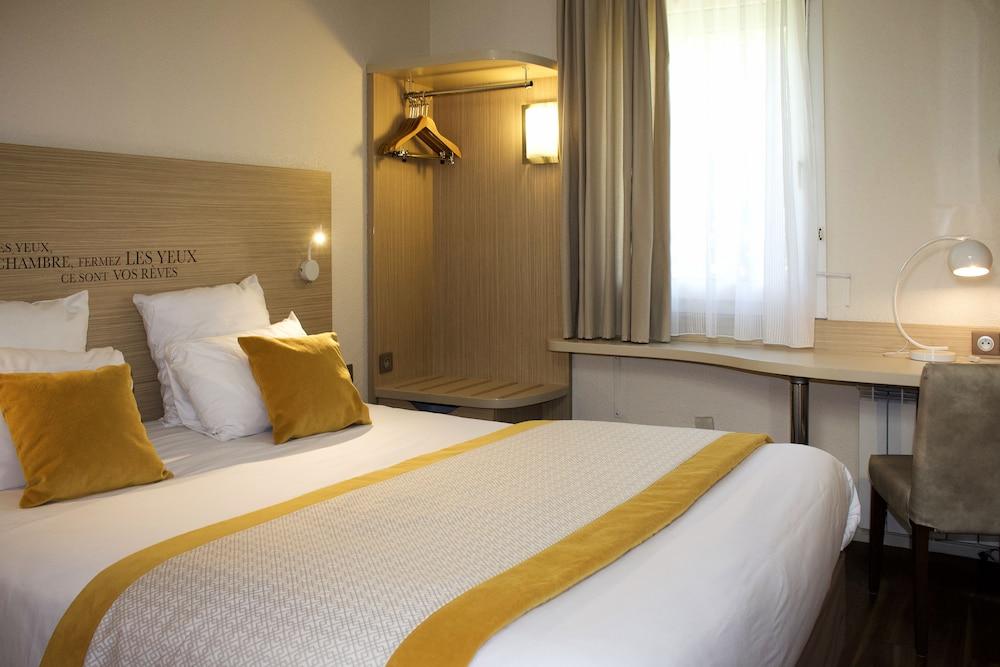 Hotel Kyriad Lyon Est - Bron Eurexpo Le Cottage