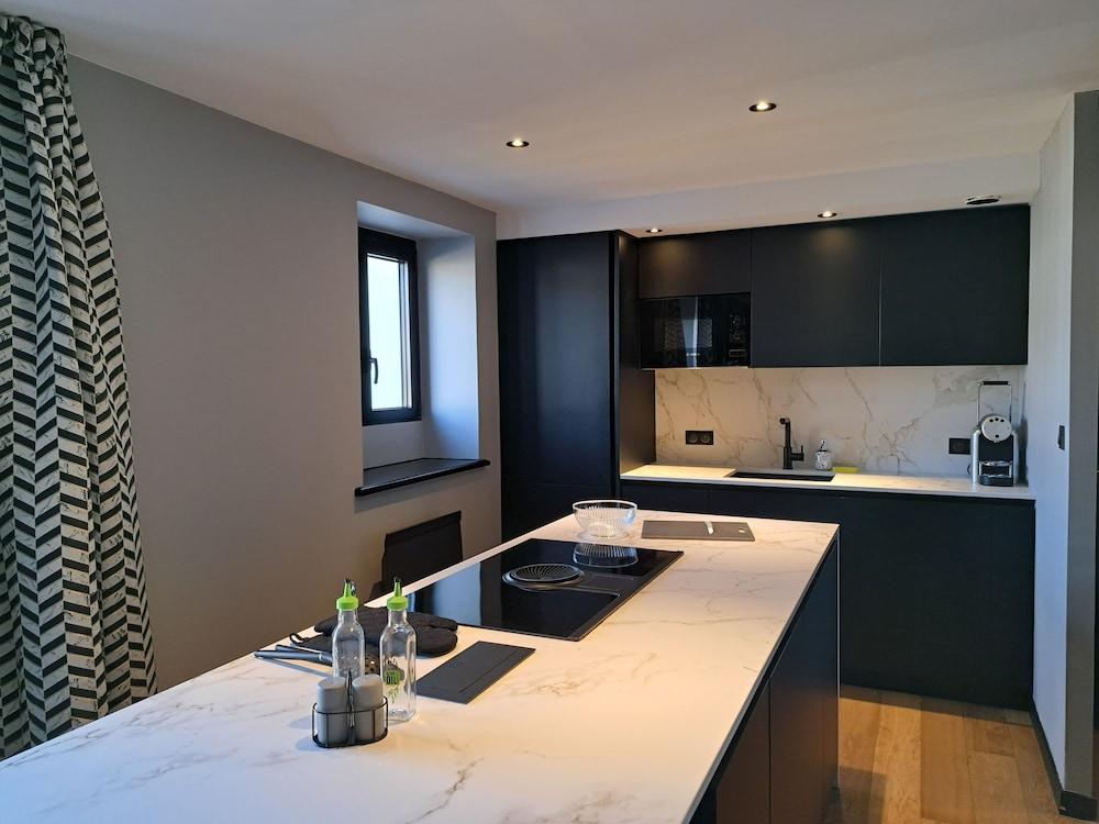 Brit Hotel Les Voyageurs