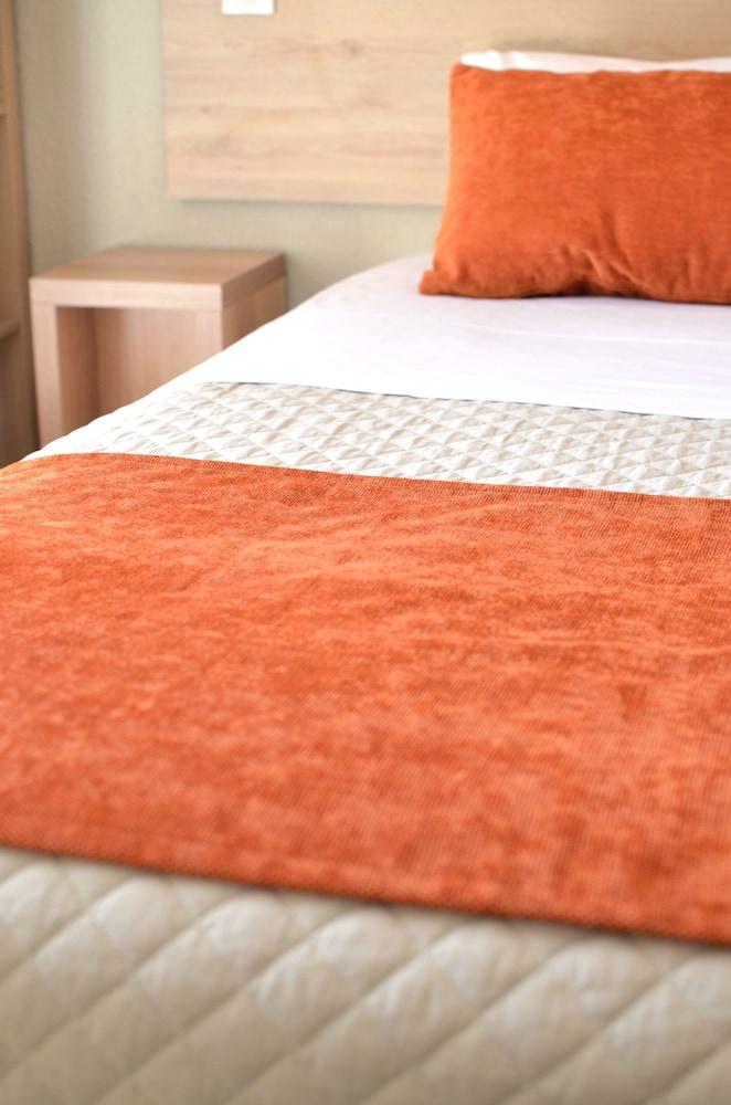 Le Mas des Ponts d'Arles