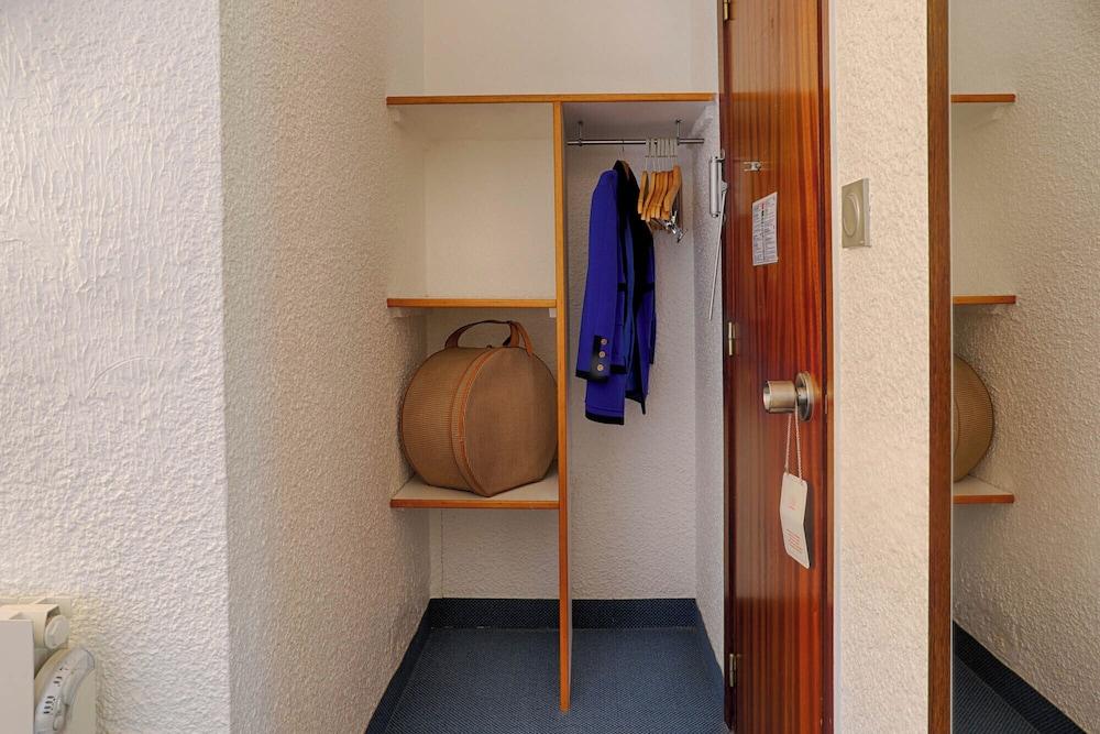 Brit Hotel Le Branhoc