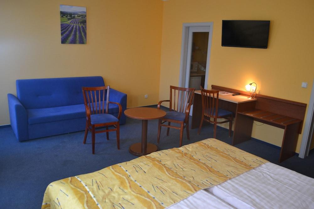 Aparthotel Austria Suites