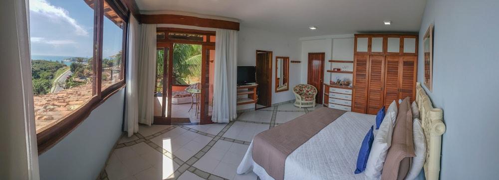 Colonna Galapagos Garden