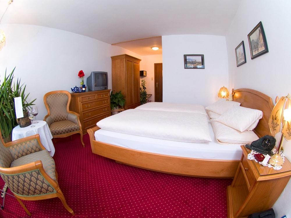 Gartenhotel & Weingut Pfeffel Dürnstein