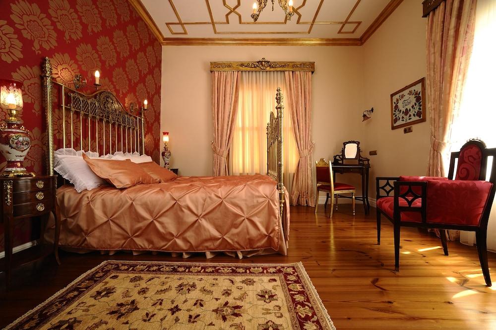 Erten Konak - Special Class