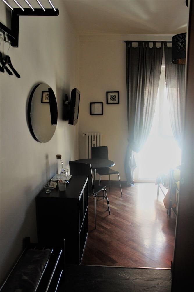 Stasera A Casa Da ME