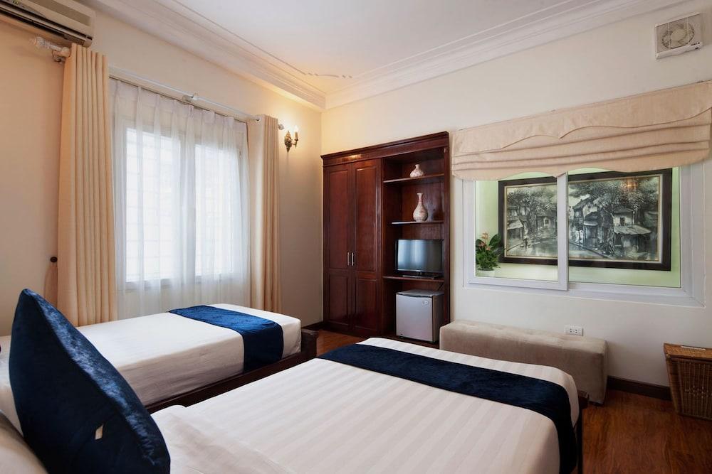 Hanoi Golden Moon Hotel