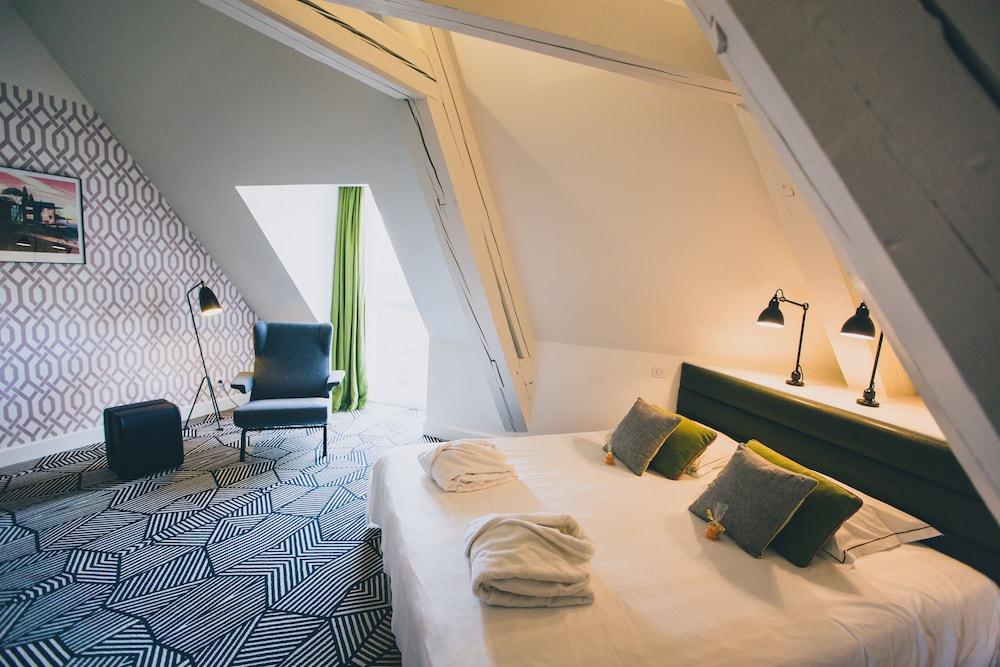 Castel de Tres Girard