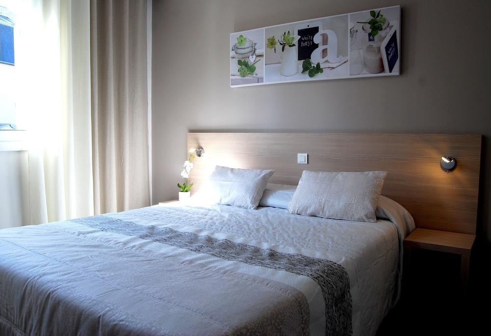 Logis Hôtel Restaurant du Midi