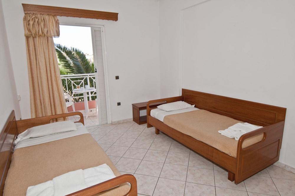 Angelina Hotel & Apartments