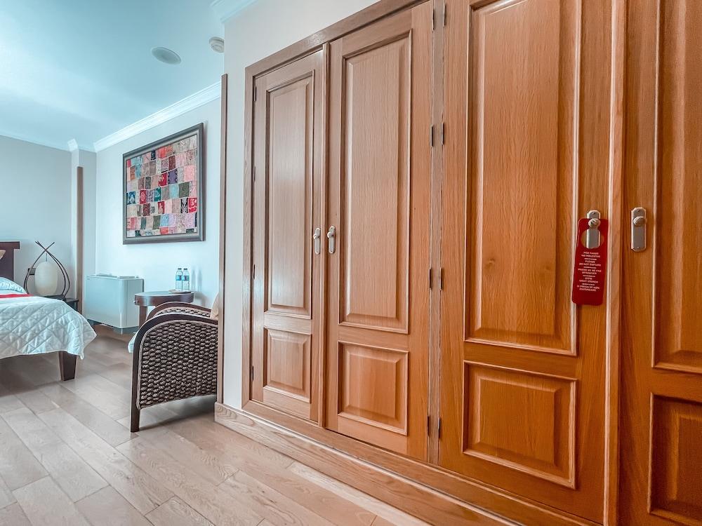 The Marbella Heights Boutique Hotel