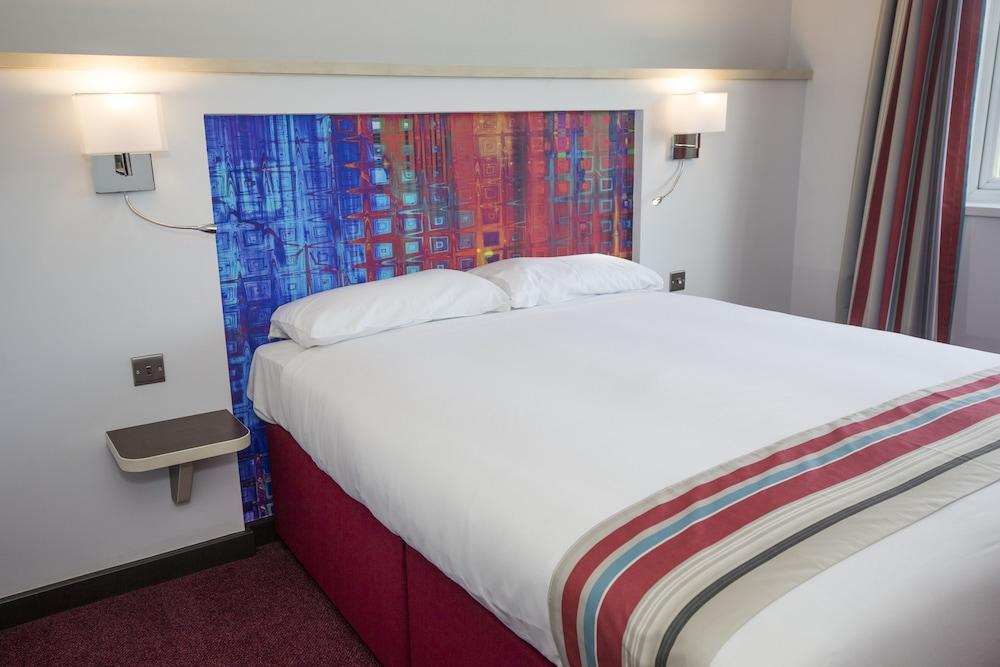 Ramada by Wyndham Milton Keynes