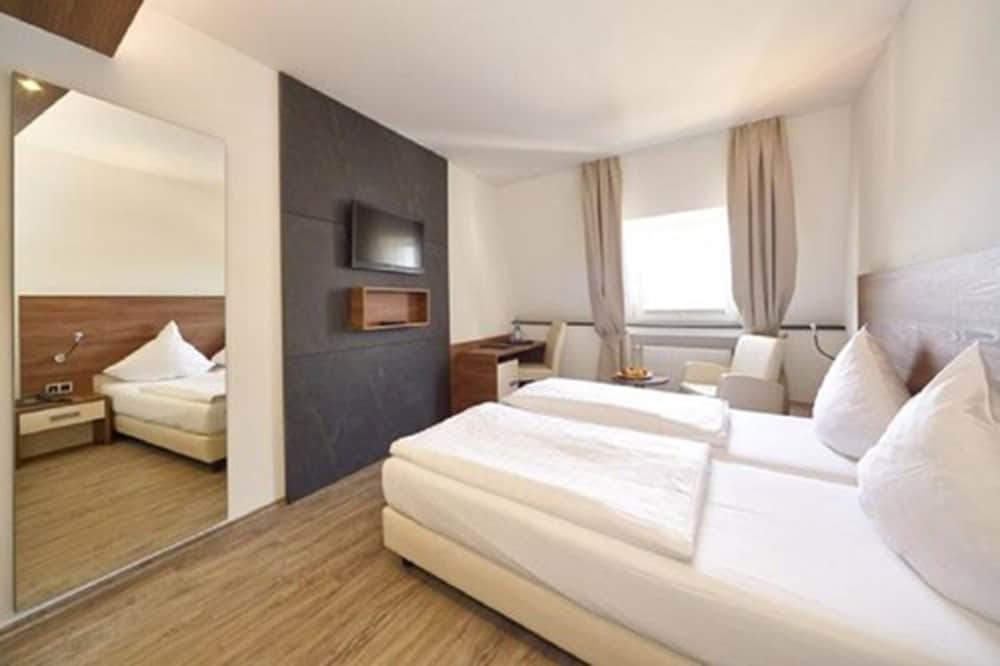 Hotel Doctor Weinstube