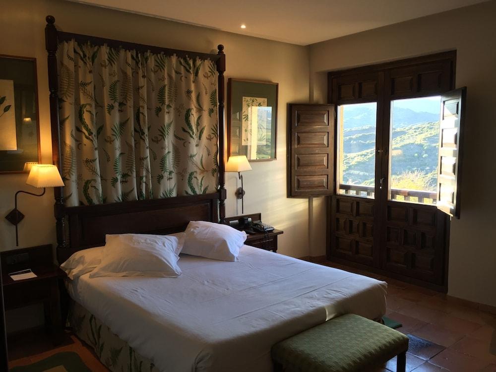 Parador Sos Del Rey Catolico