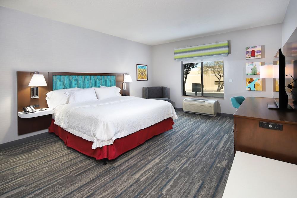 Hampton Inn & Suites Tucson East/Williams Center