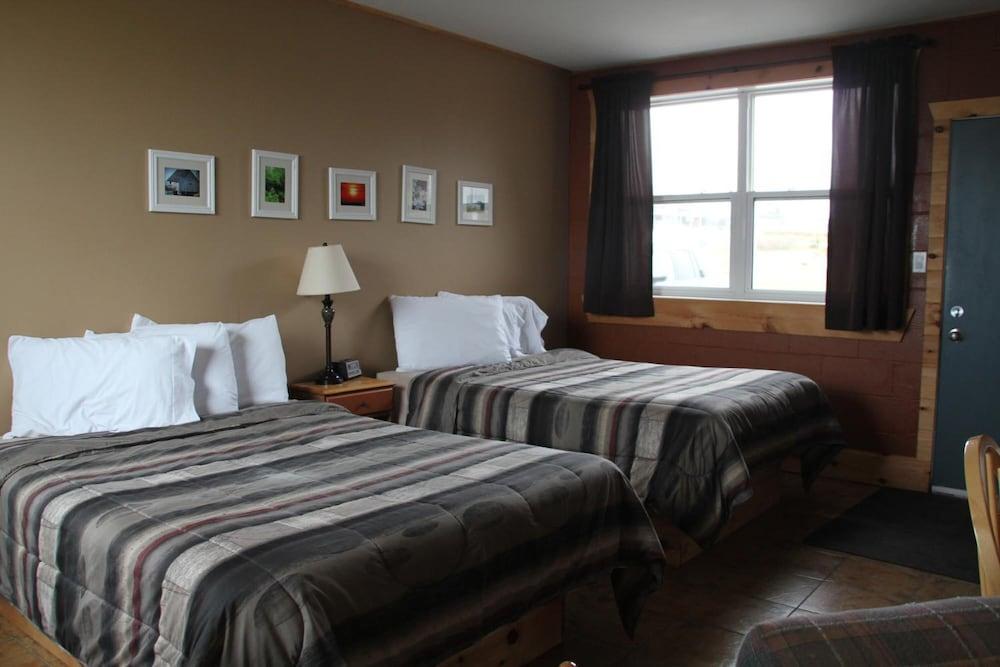 Mavillette Beach Lodge and RV Park