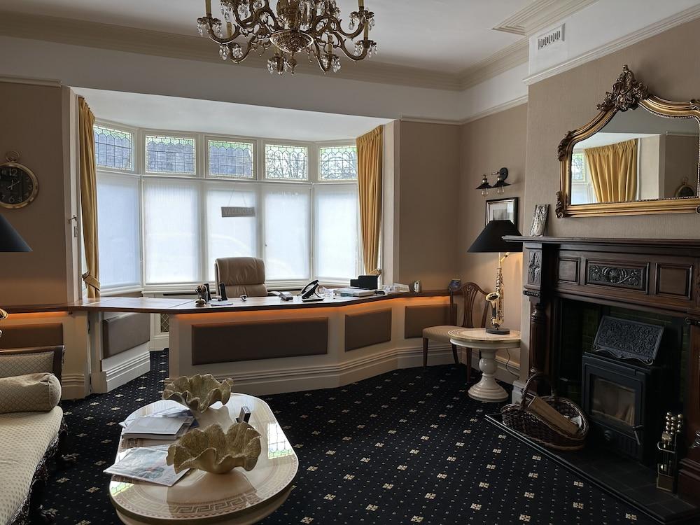 Chester House Guest House