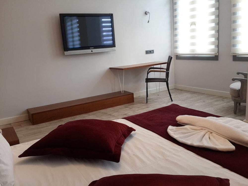 Triada Hotel Taksim