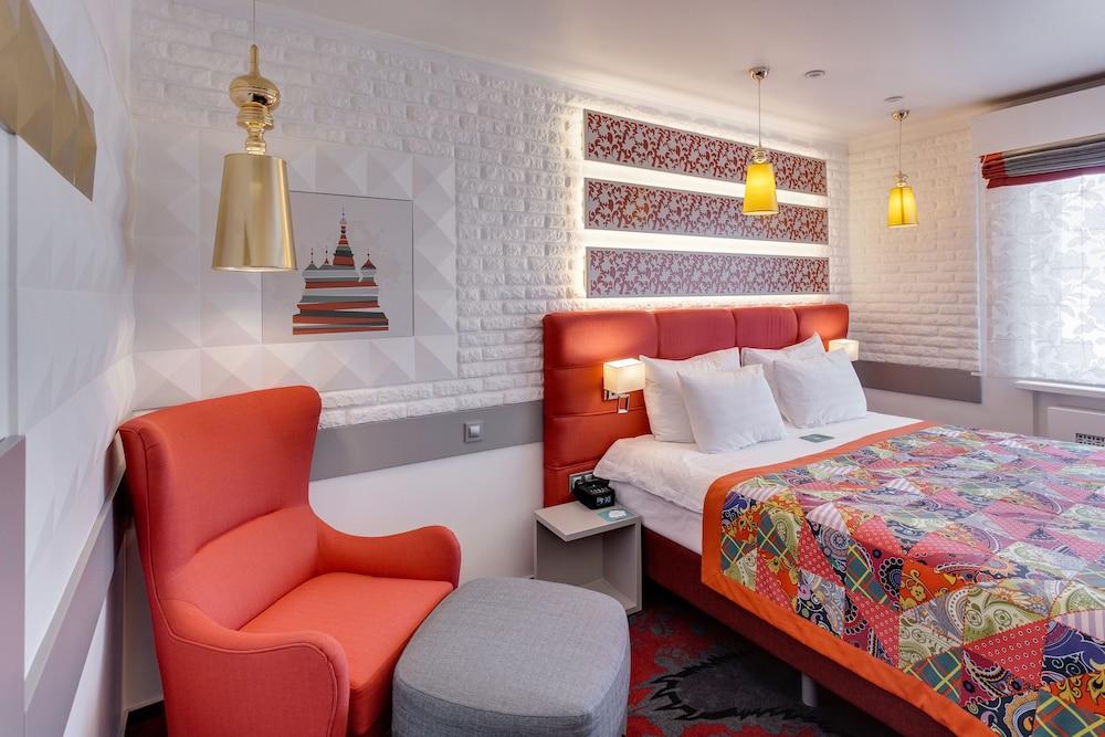 Vega Izmailovo Hotel