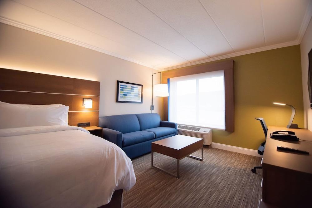 Holiday Inn Express & Suites Williamsport by IHG