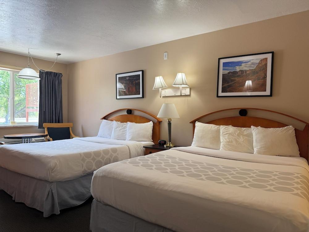 Cathedral Valley Inn