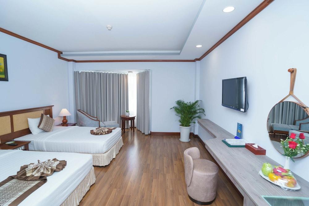 Saigon Ninh Chu Hotel & Resort