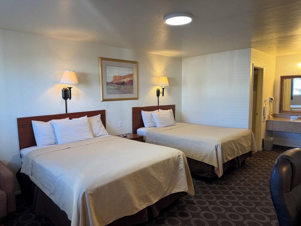 Canyonlands Motor Inn